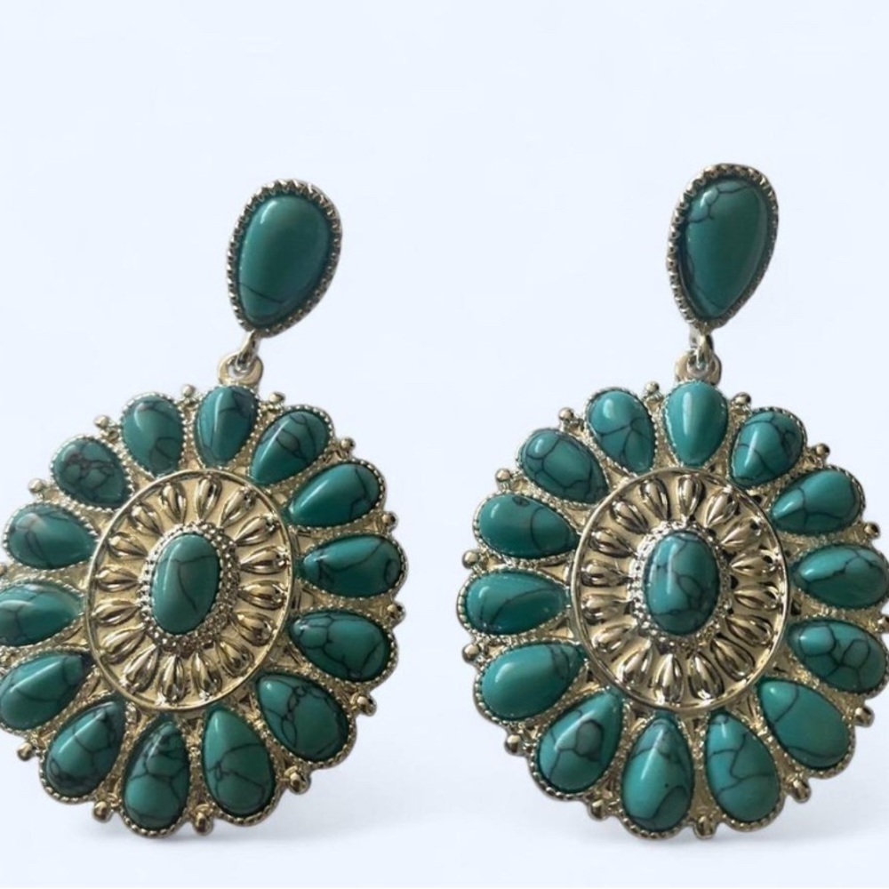 Elegant Turquoise and Gold Earrings